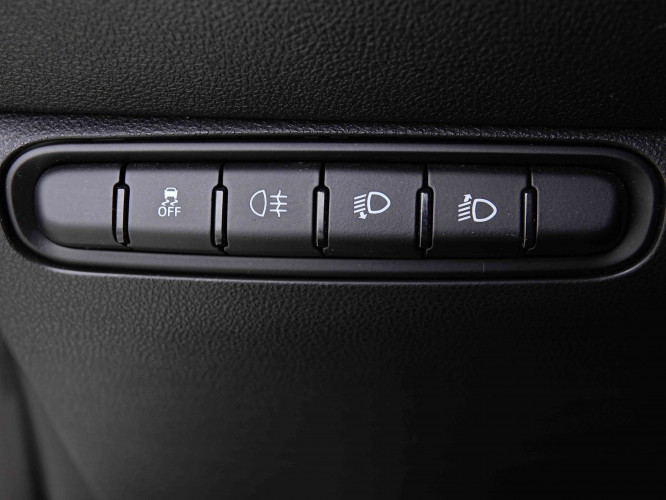 FIAT_FIAT_500E_2655014_19.jpg FIAT_FIAT_500E_2655014_19.jpg