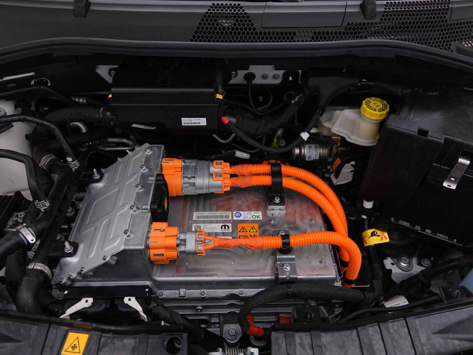 FIAT_FIAT_500E_2655023_22.jpg