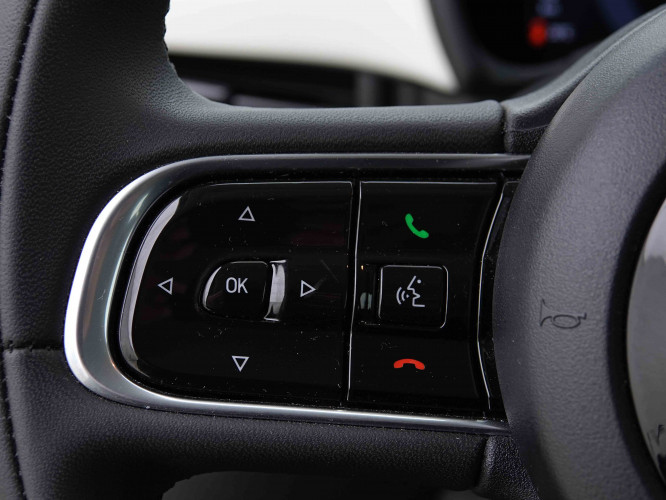 FIAT_FIAT_500E_2655027_17.jpg FIAT_FIAT_500E_2655027_17.jpg