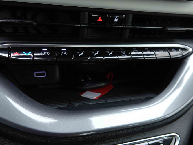 FIAT_FIAT_500E_2655036_13.jpg FIAT_FIAT_500E_2655036_13.jpg
