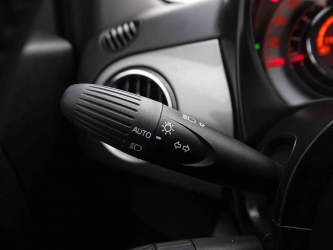 FIAT_FIAT_500_2551131_13.jpg FIAT_FIAT_500_2551131_13.jpg