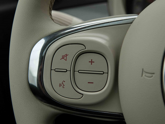 FIAT_FIAT_500_2653545_17.jpg FIAT_FIAT_500_2653545_17.jpg
