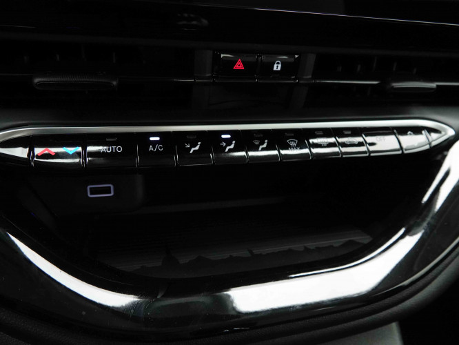 FIAT_FIAT_500_2654347_12.jpg FIAT_FIAT_500_2654347_12.jpg