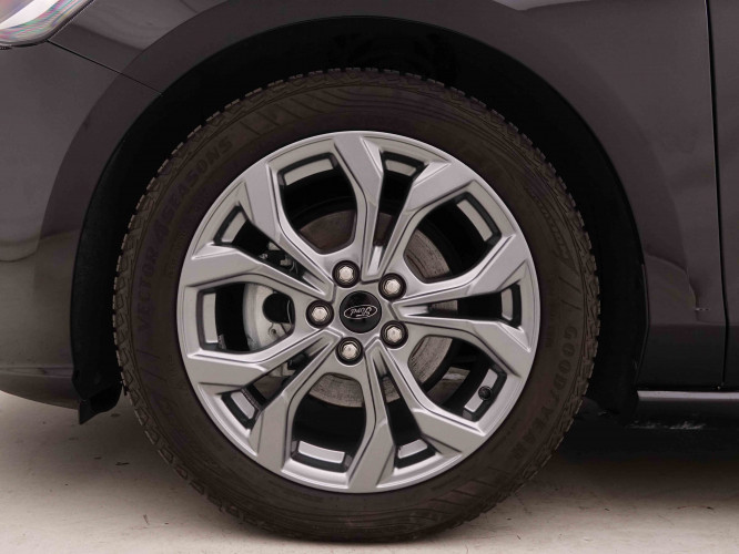 FORD_FORD_FOCUS_2549438_21.jpg