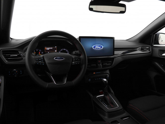 FORD_FORD_FOCUS_2549438_7.jpg
