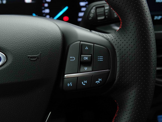 FORD_FORD_FOCUS_2652995_19.jpg FORD_FORD_FOCUS_2652995_19.jpg