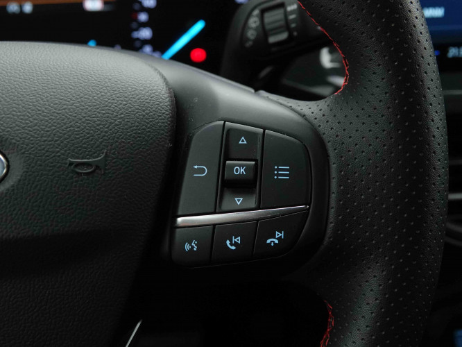 FORD_FORD_FOCUS_2652996_19.jpg