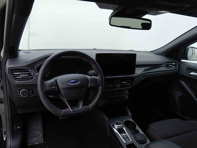 FORD_FORD_FOCUS_2654356_7.jpg