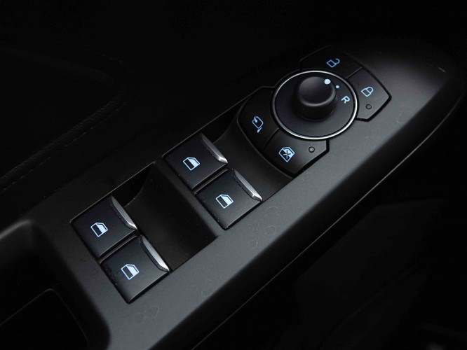 FORD_FORD_FOCUS_2654764_18.jpg FORD_FORD_FOCUS_2654764_18.jpg