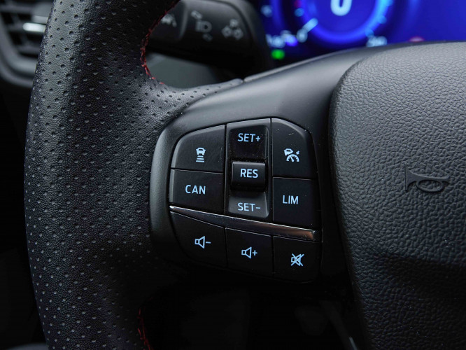 FORD_FORD_FOCUS_2655493_16.jpg FORD_FORD_FOCUS_2655493_16.jpg