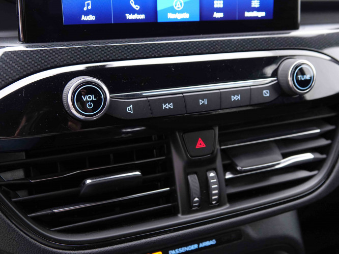FORD_FORD_KUGA_2548868_13.jpg
