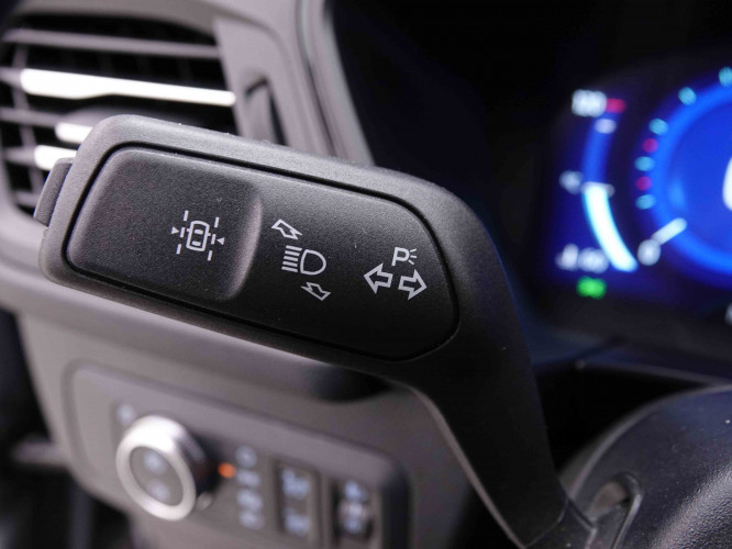 FORD_FORD_KUGA_2548868_16.jpg