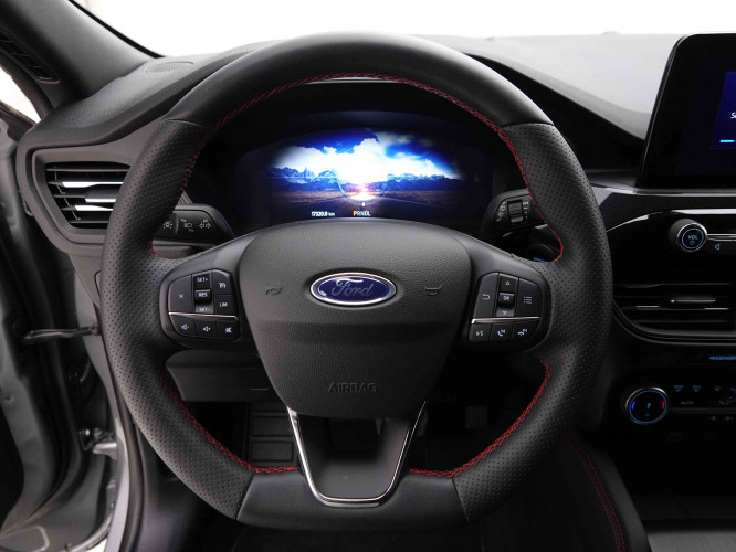 FORD_FORD_KUGA_2652958_8.jpg