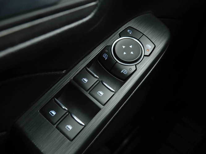 FORD_FORD_KUGA_2654333_19.jpg