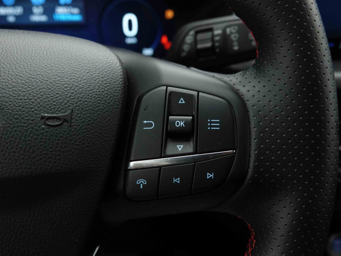 FORD_FORD_KUGA_2654386_17.jpg