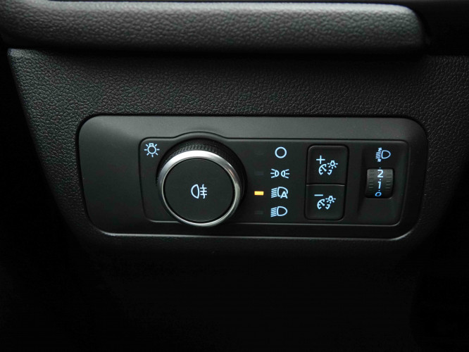 FORD_FORD_KUGA_2654386_18.jpg