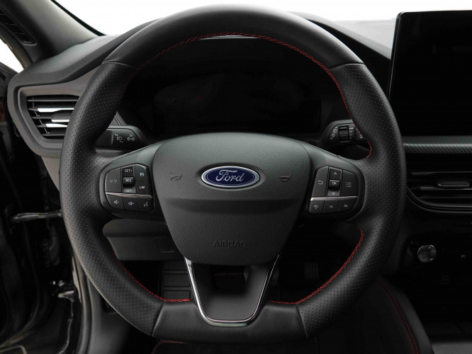 FORD_FORD_KUGA_2654387_8.jpg