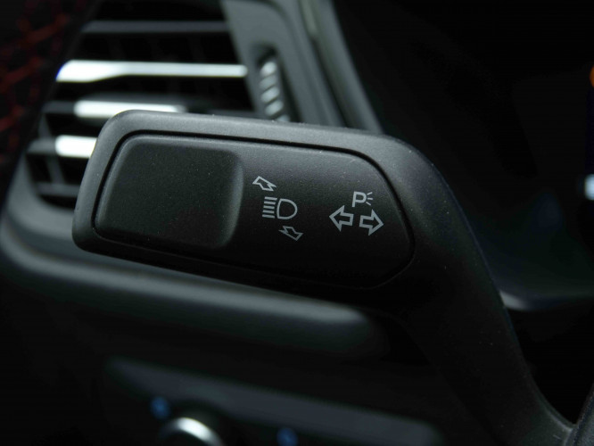 FORD_FORD_KUGA_2654390_16.jpg FORD_FORD_KUGA_2654390_16.jpg