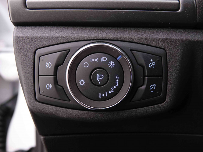 FORD_FORD_MONDEO_2547556_9.jpg