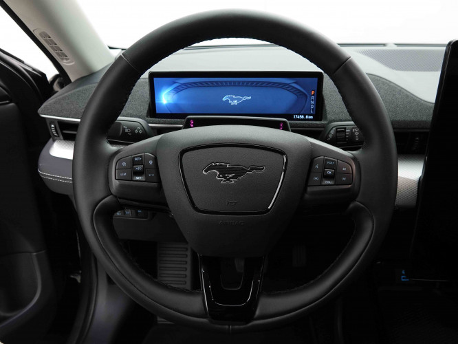 FORD_FORD_MUSTANGMAC_2653438_8.jpg