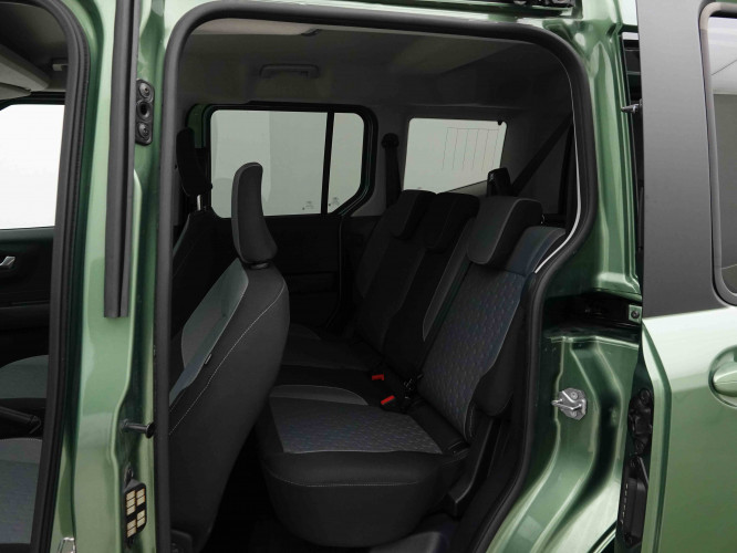 FORD_FORD_TOURNEOCOU_2653773_8.jpg