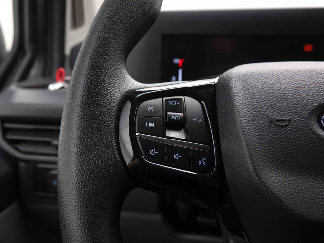 FORD_FORD_TRANSITCUS_2549629_19.jpg