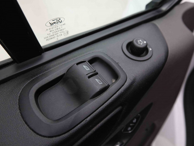 FORD_FORD_TRANSITCUS_2549880_15.jpg FORD_FORD_TRANSITCUS_2549880_15.jpg