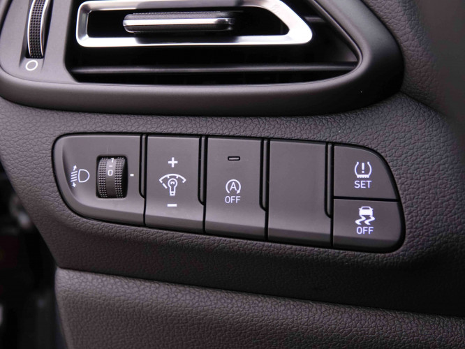 HYUNDAI_HYUNDAI_I30_2548200_37.jpg