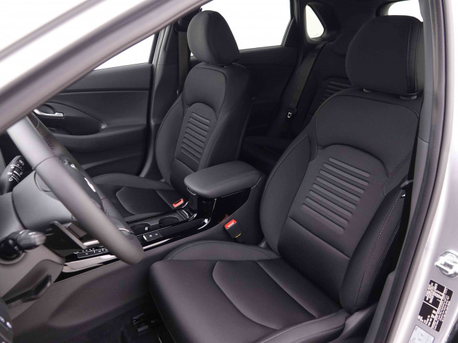 HYUNDAI_HYUNDAI_I30_2548966_6.jpg