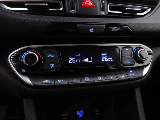 HYUNDAI_HYUNDAI_I30_2549433_39.jpg