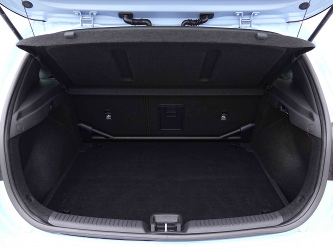 HYUNDAI_HYUNDAI_I30_2655656_5.jpg