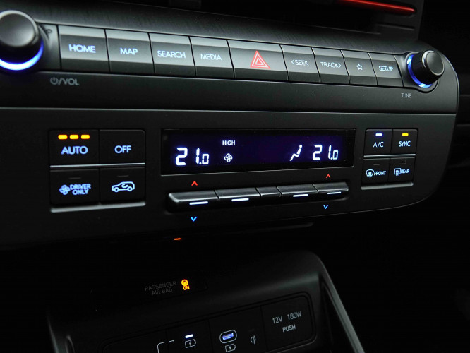 HYUNDAI_HYUNDAI_KONA_2655002_13.jpg HYUNDAI_HYUNDAI_KONA_2655002_13.jpg