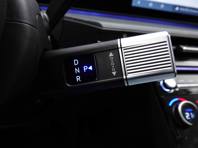 HYUNDAI_HYUNDAI_SANTAFE_2551037_17.jpg HYUNDAI_HYUNDAI_SANTAFE_2551037_17.jpg