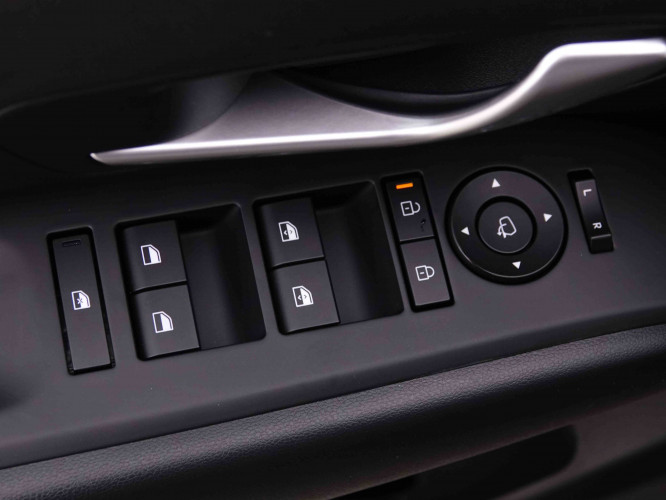 HYUNDAI_HYUNDAI_TUCSON_2548563_18.jpg
