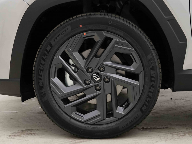 HYUNDAI_HYUNDAI_TUCSON_2652489_24.jpg
