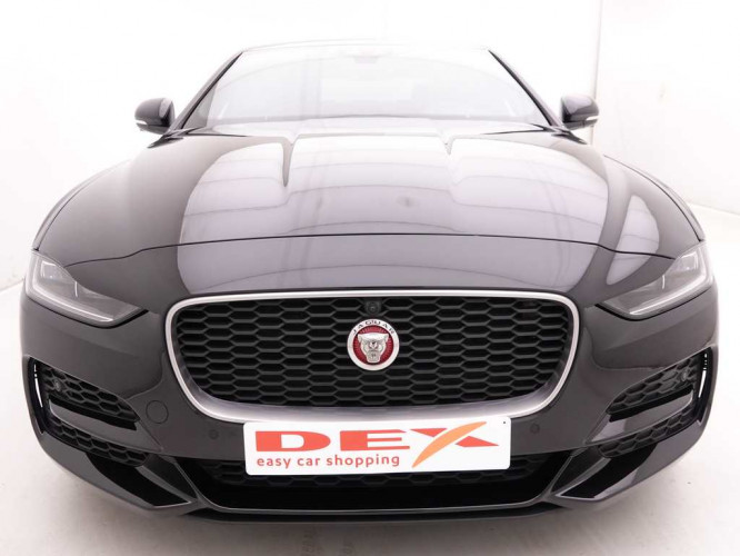 JAGUAR_JAGUAR_XE_2341558_1.jpg