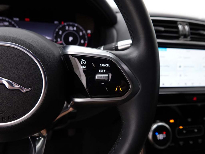 JAGUAR_JAGUAR_XE_2341558_20.jpg