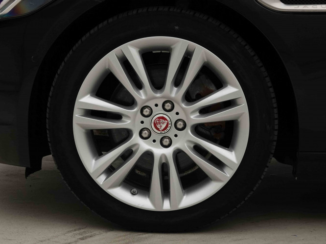JAGUAR_JAGUAR_XE_2341558_26.jpg JAGUAR_JAGUAR_XE_2341558_26.jpg