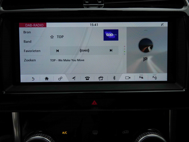 JAGUAR_JAGUAR_XE_2654332_13.jpg JAGUAR_JAGUAR_XE_2654332_13.jpg