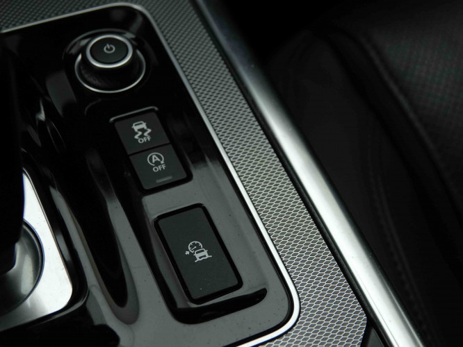 JAGUAR_JAGUAR_XE_2654332_17.jpg JAGUAR_JAGUAR_XE_2654332_17.jpg