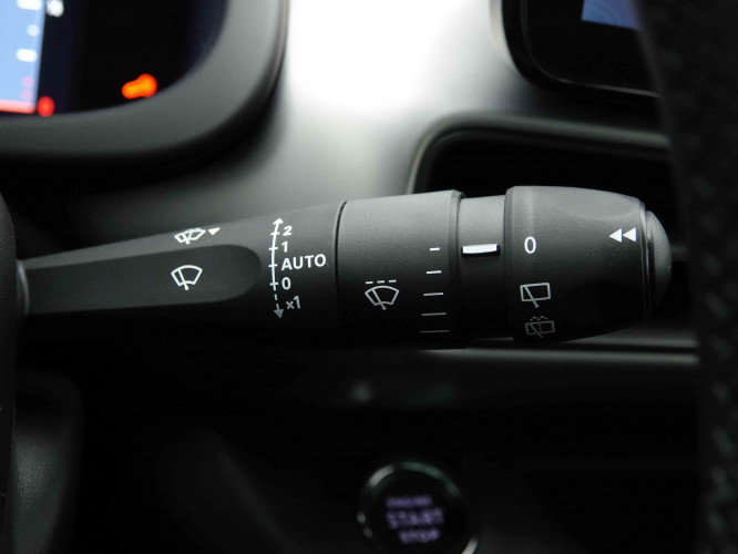 JEEP_JEEP_AVENGER_2652842_20.jpg JEEP_JEEP_AVENGER_2652842_20.jpg