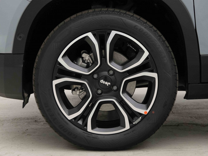 JEEP_JEEP_AVENGER_2652842_24.jpg JEEP_JEEP_AVENGER_2652842_24.jpg