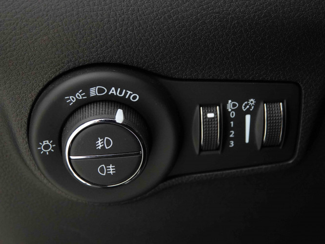 JEEP_JEEP_COMPASS_2652709_19.jpg JEEP_JEEP_COMPASS_2652709_19.jpg