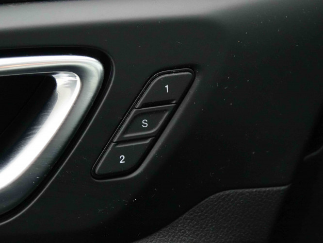 JEEP_JEEP_COMPASS_2652709_21.jpg JEEP_JEEP_COMPASS_2652709_21.jpg