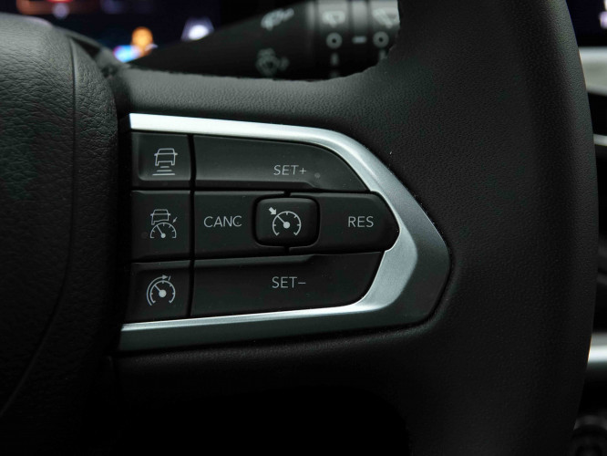 JEEP_JEEP_COMPASS_2653570_18.jpg