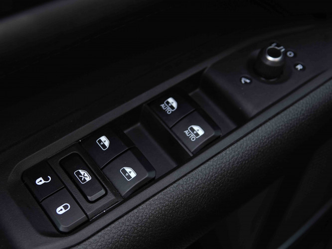 JEEP_JEEP_COMPASS_2654896_20.jpg JEEP_JEEP_COMPASS_2654896_20.jpg