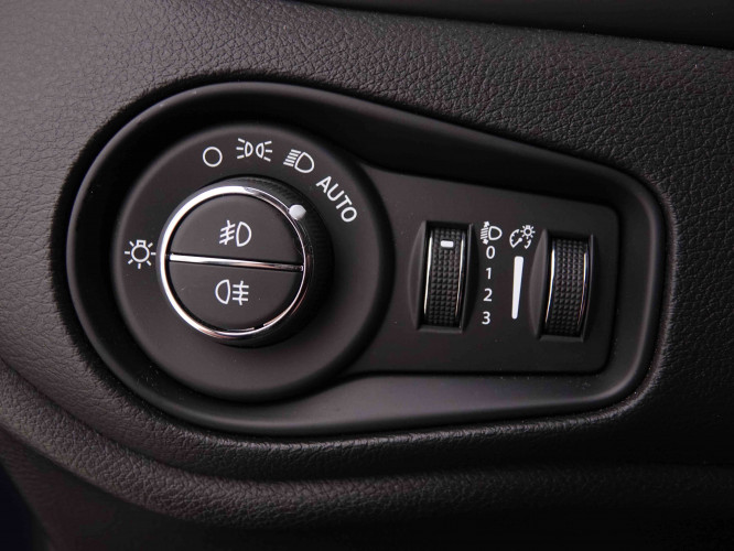 JEEP_JEEP_RENEGADE_2548919_8.jpg