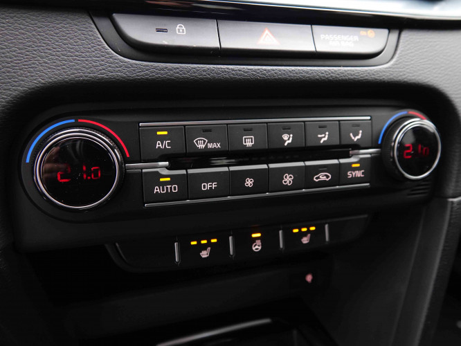 KIA_KIA_CEED SW_2551054_15.jpg KIA_KIA_CEED SW_2551054_15.jpg