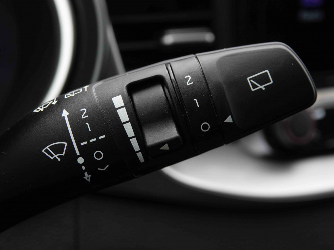 KIA_KIA_CEED_2549771_17.jpg