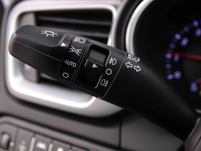 KIA_KIA_CEED_2551099_14.jpg KIA_KIA_CEED_2551099_14.jpg